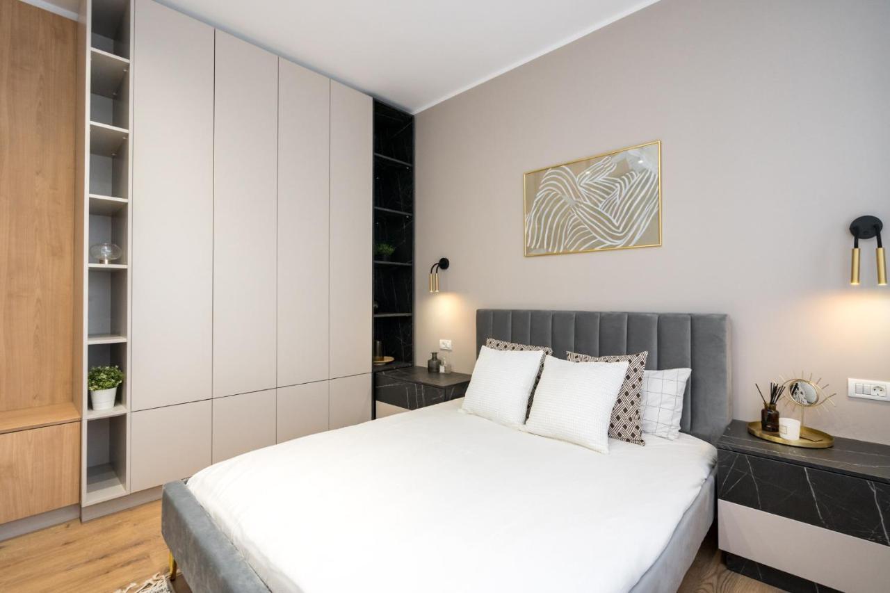 Crystal 3Bdr Apartment In Center Bucureşti Exterior foto