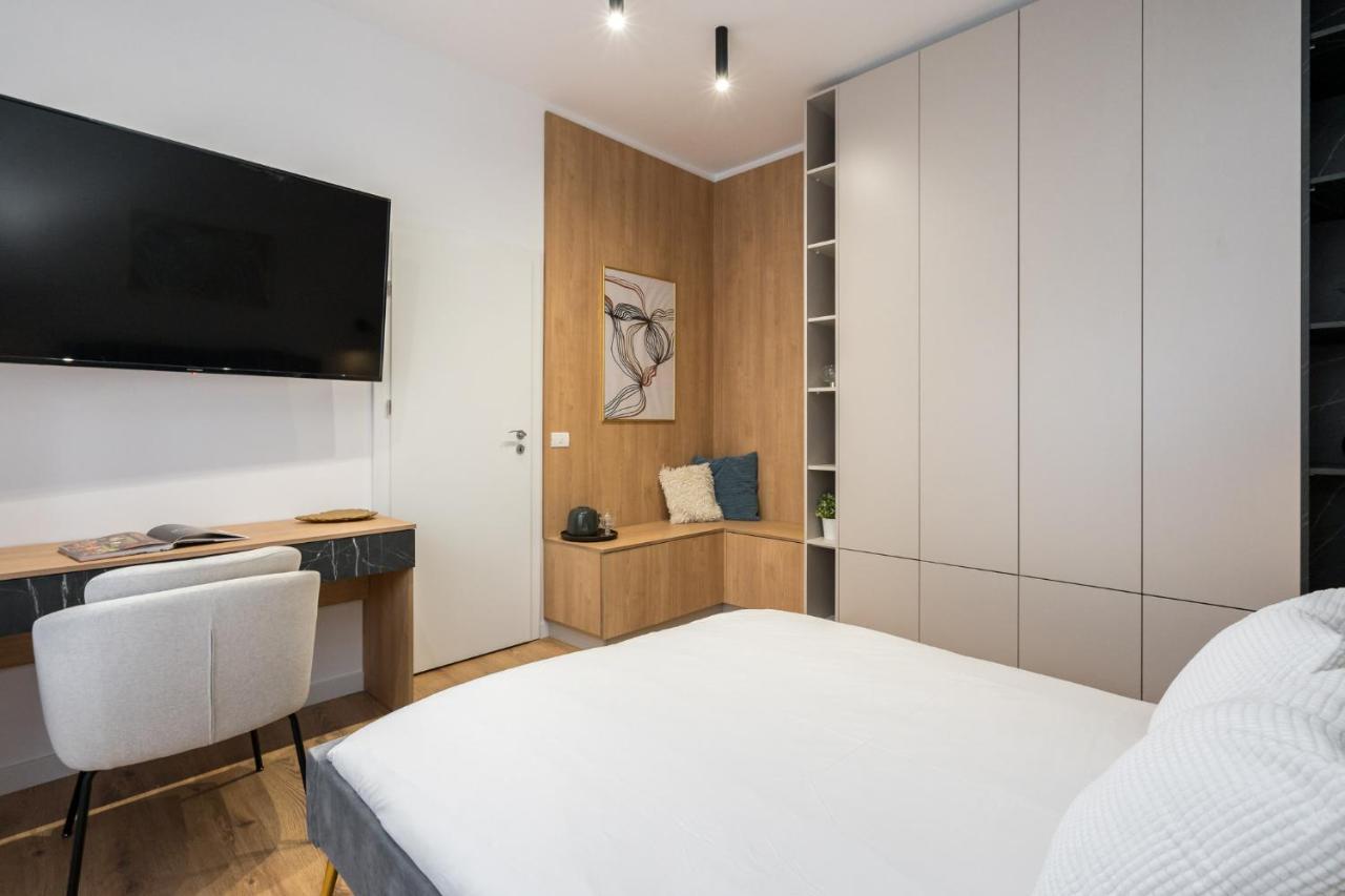 Crystal 3Bdr Apartment In Center Bucureşti Exterior foto