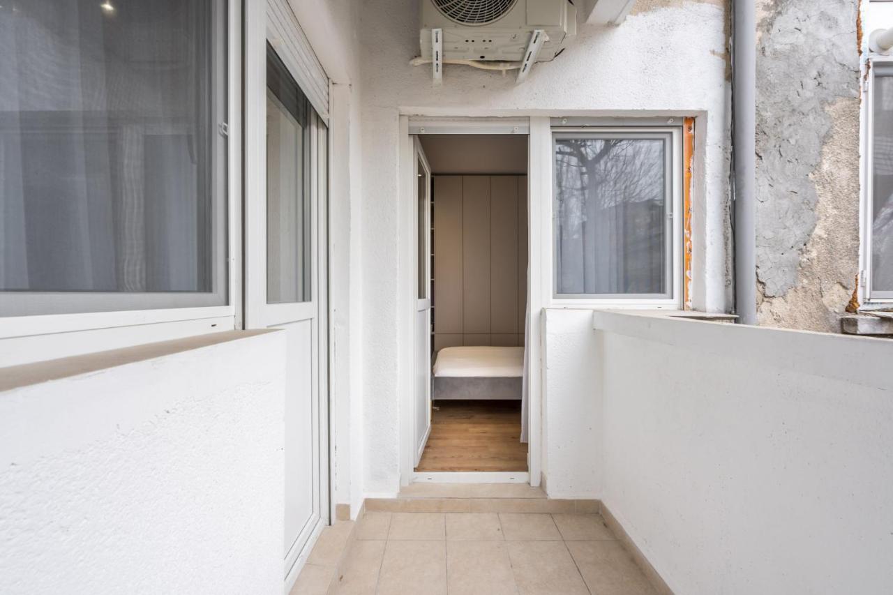 Crystal 3Bdr Apartment In Center Bucureşti Exterior foto