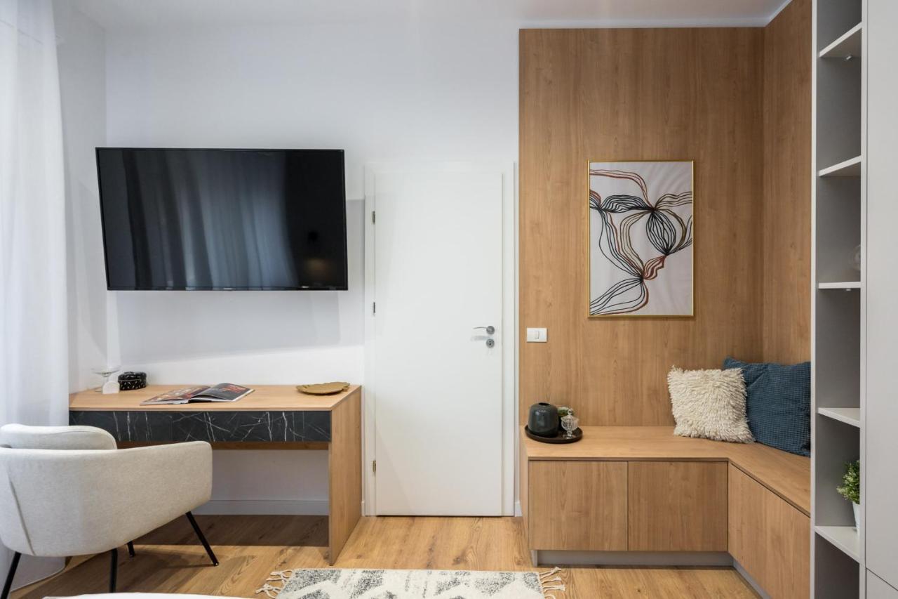 Crystal 3Bdr Apartment In Center Bucureşti Exterior foto